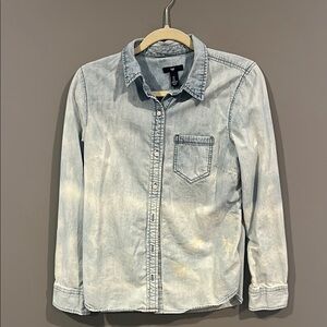 Gap denim long sleeve button up size M